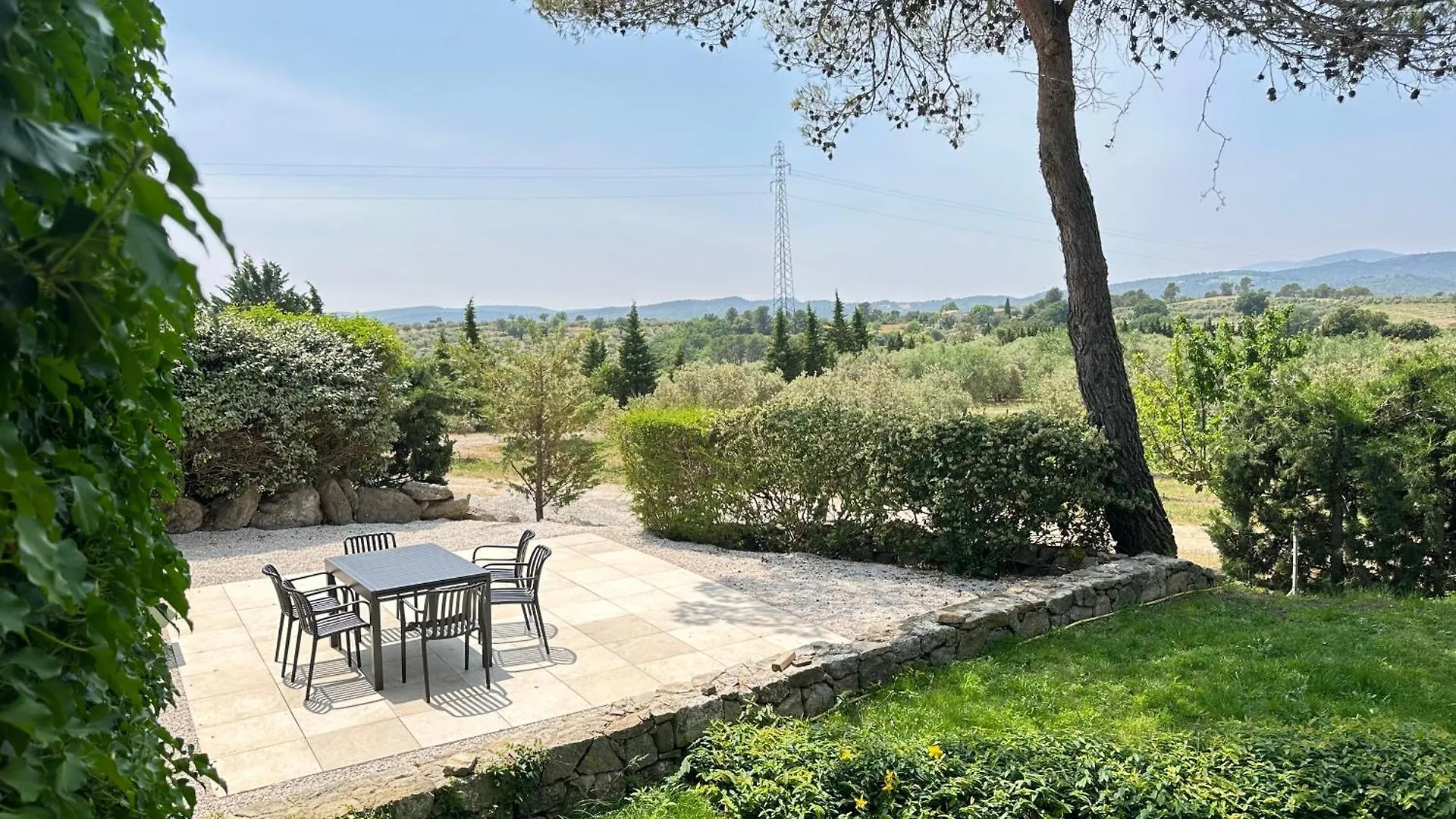 Hébergement de vacances Villa Le Grand Bouteillan à Pierrevert